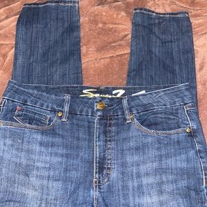 Seven7 Tummyless Highrise skinny jeans